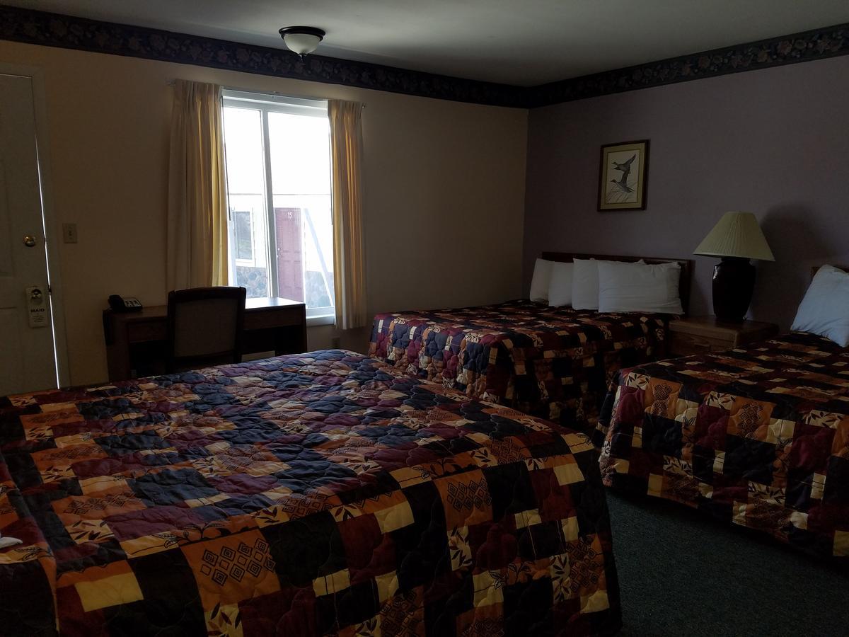 Clark'S Beach Motel Old Forge Εξωτερικό φωτογραφία