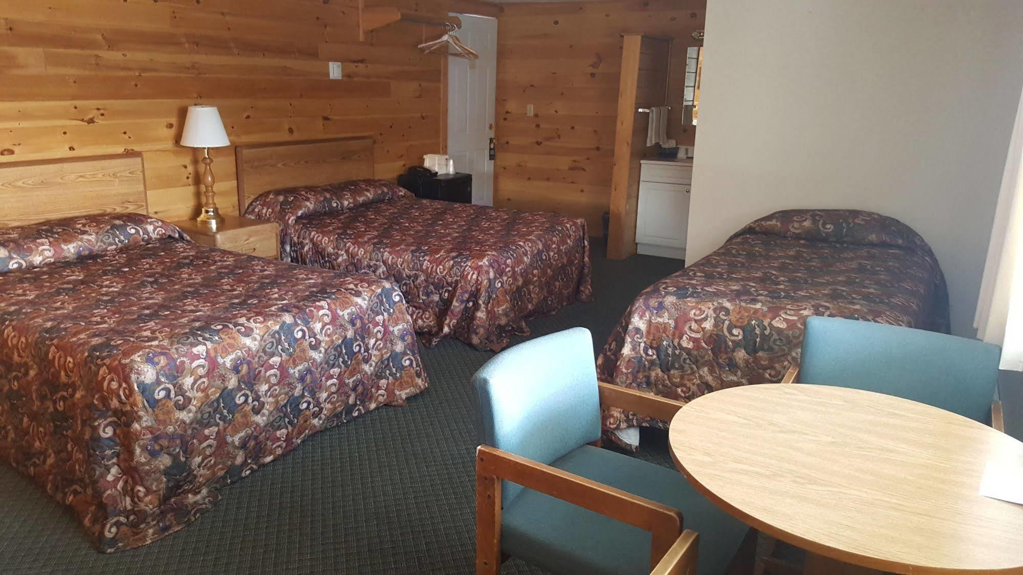 Clark'S Beach Motel Old Forge Εξωτερικό φωτογραφία