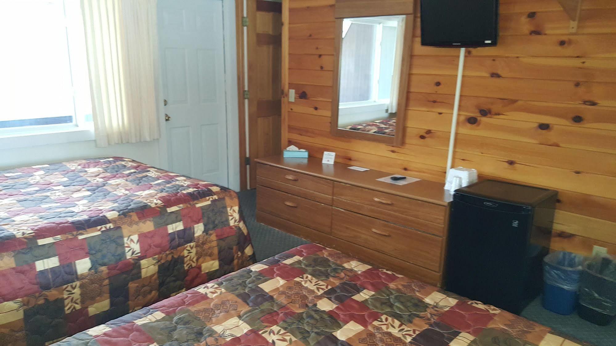 Clark'S Beach Motel Old Forge Εξωτερικό φωτογραφία